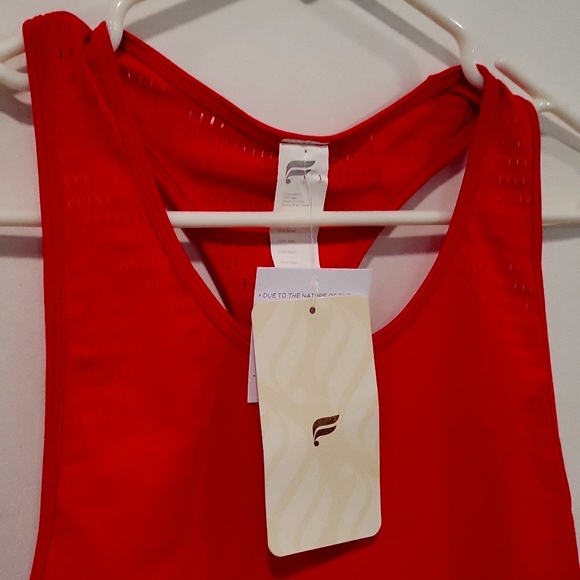 Fabletics Tops - Fabletics Corrine Sculotknit Tank M